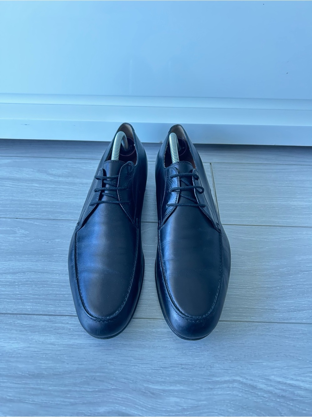 Gucci Black Leather Derby Lace-Up Shoes